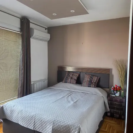 Apartment E&v *